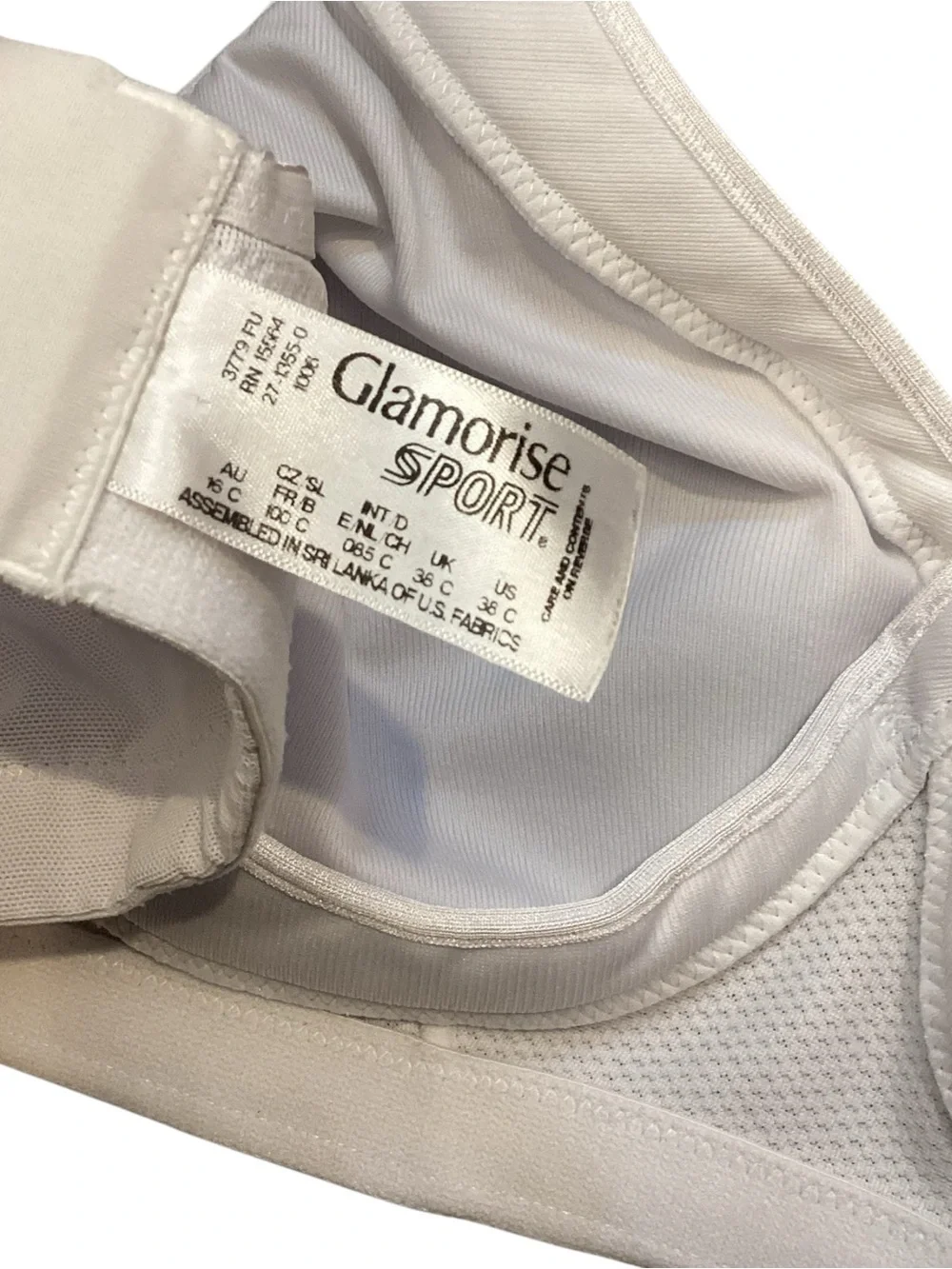 38C Glamorise White Full-Figure MagicLift‎ Seamless Wirefree Sports Bra 1006